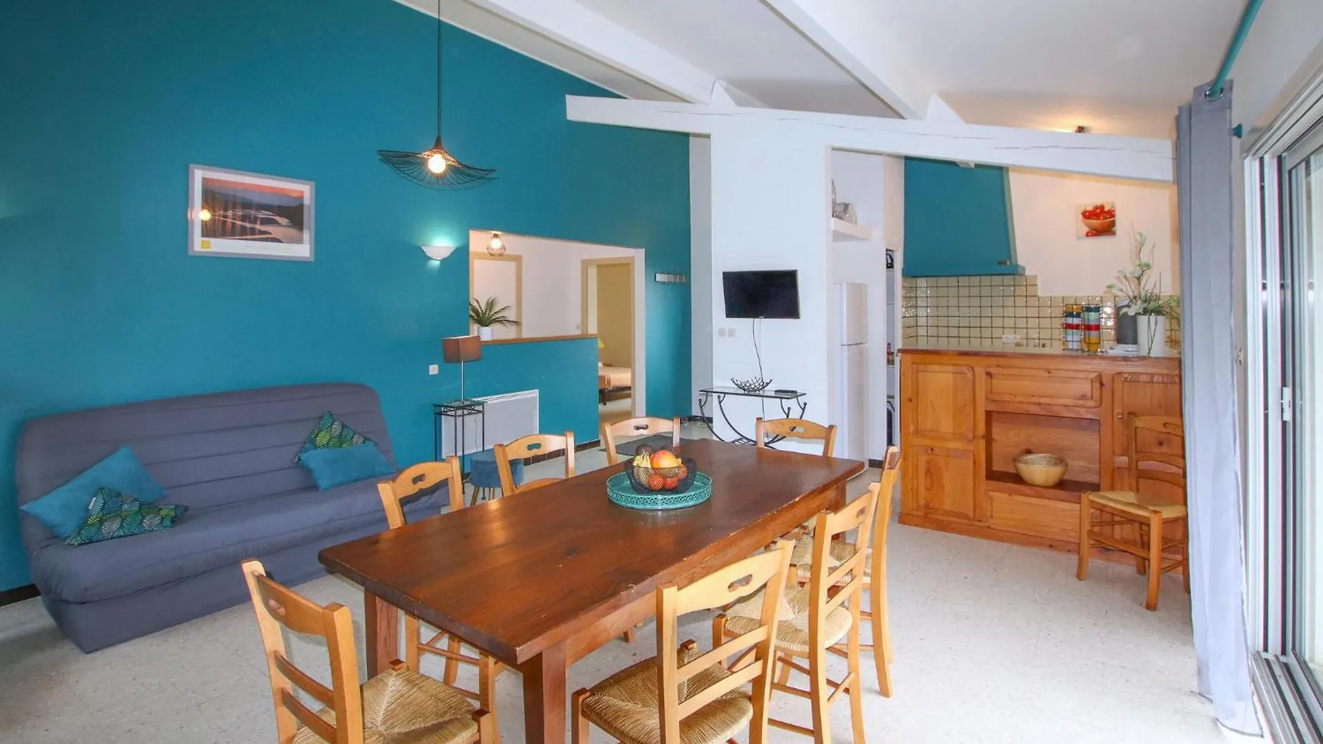 Nice Home In Bourdeaux With Kitchen
